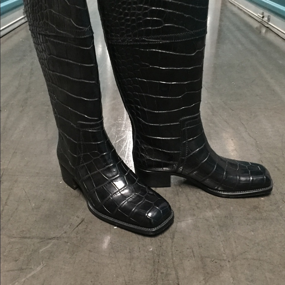 Genuine alligator boots Louis Vuitton rare new